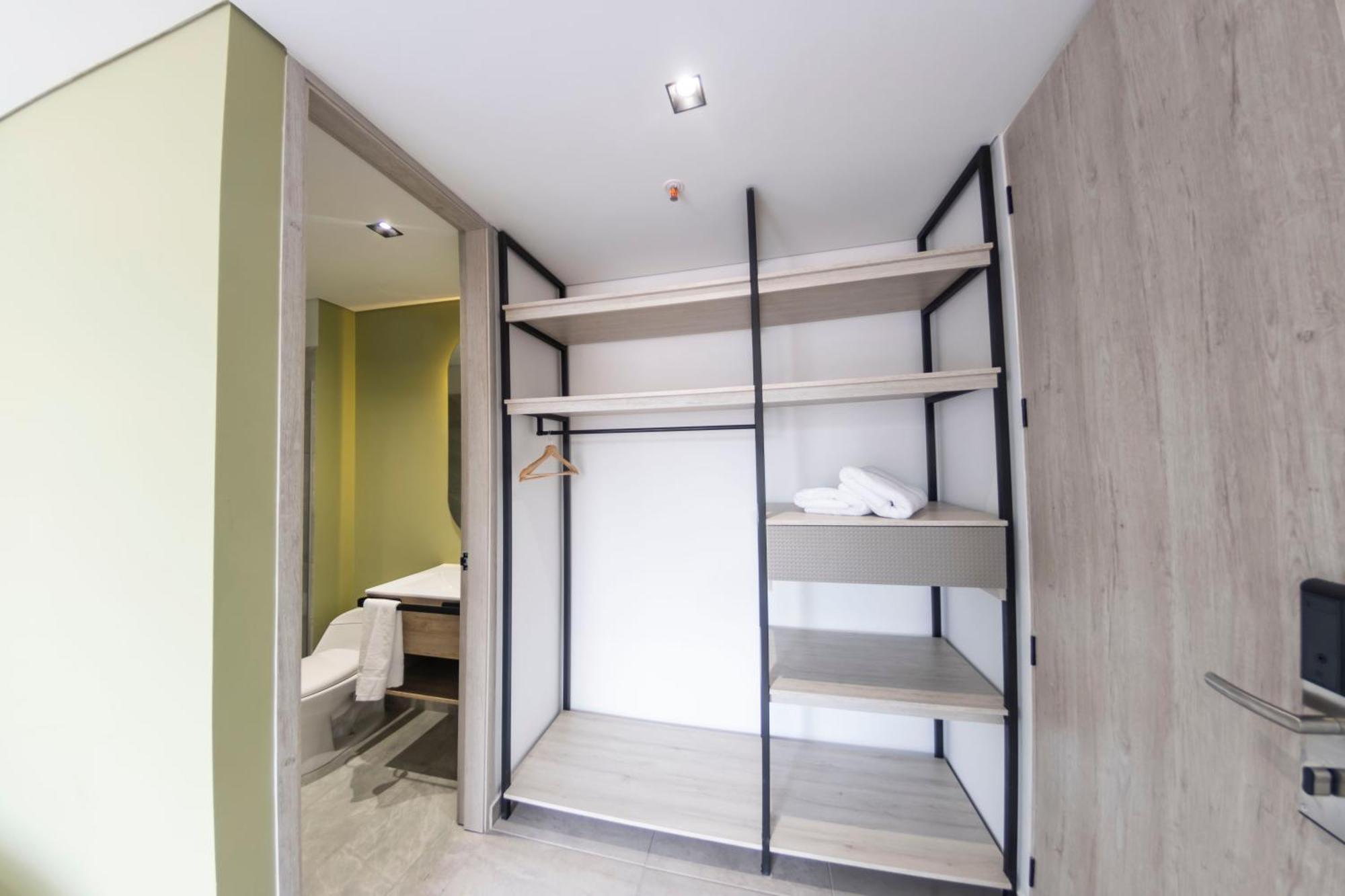 Sonata 44 Hotel Laureles Medellín Buitenkant foto