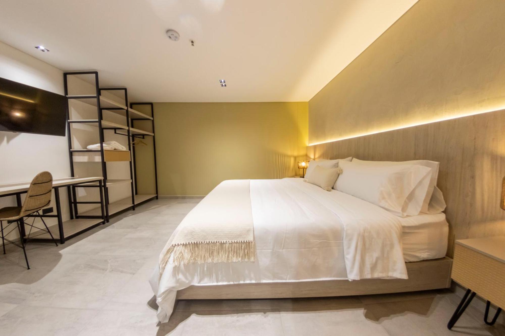 Sonata 44 Hotel Laureles Medellín Buitenkant foto