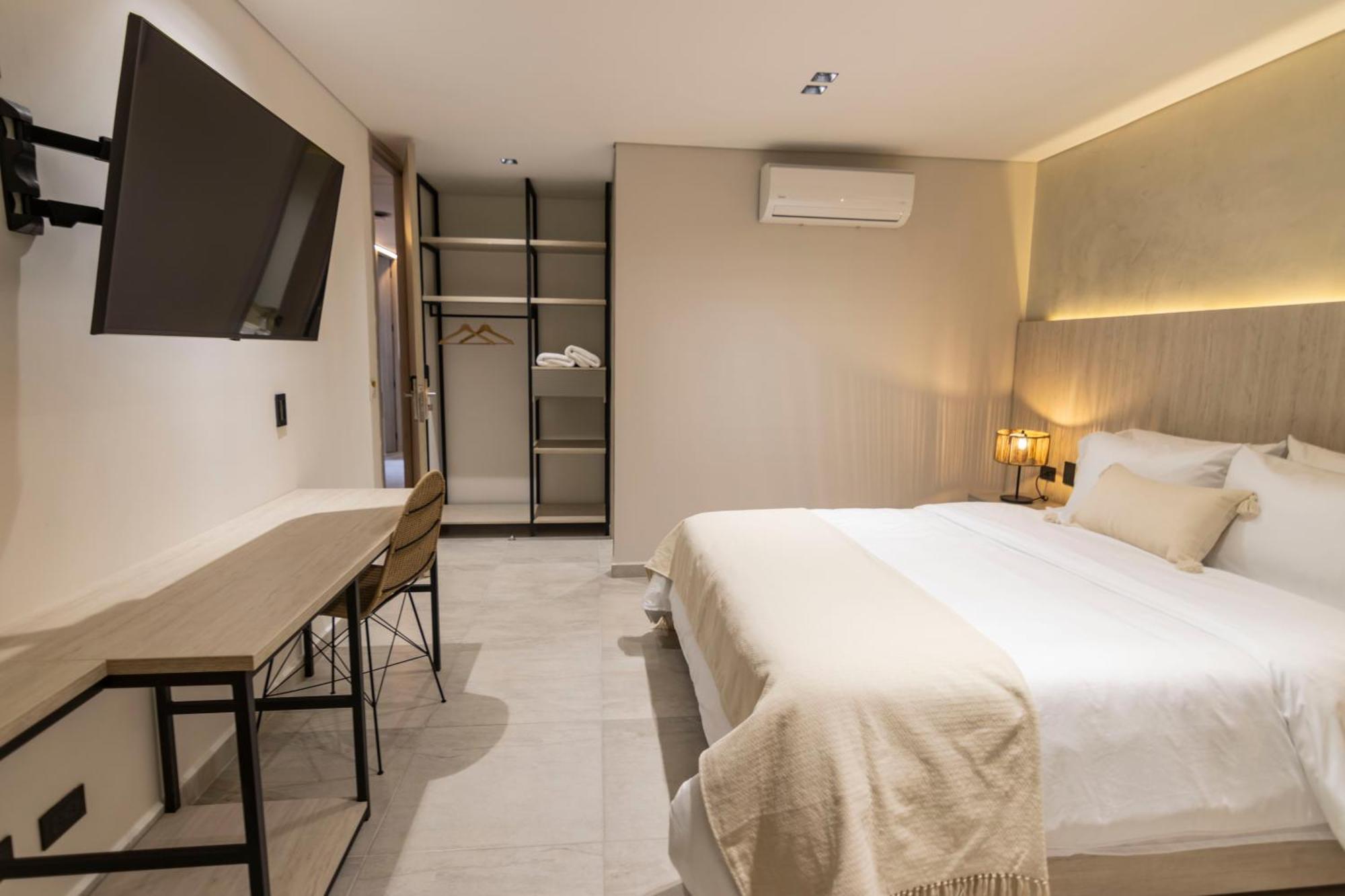 Sonata 44 Hotel Laureles Medellín Buitenkant foto