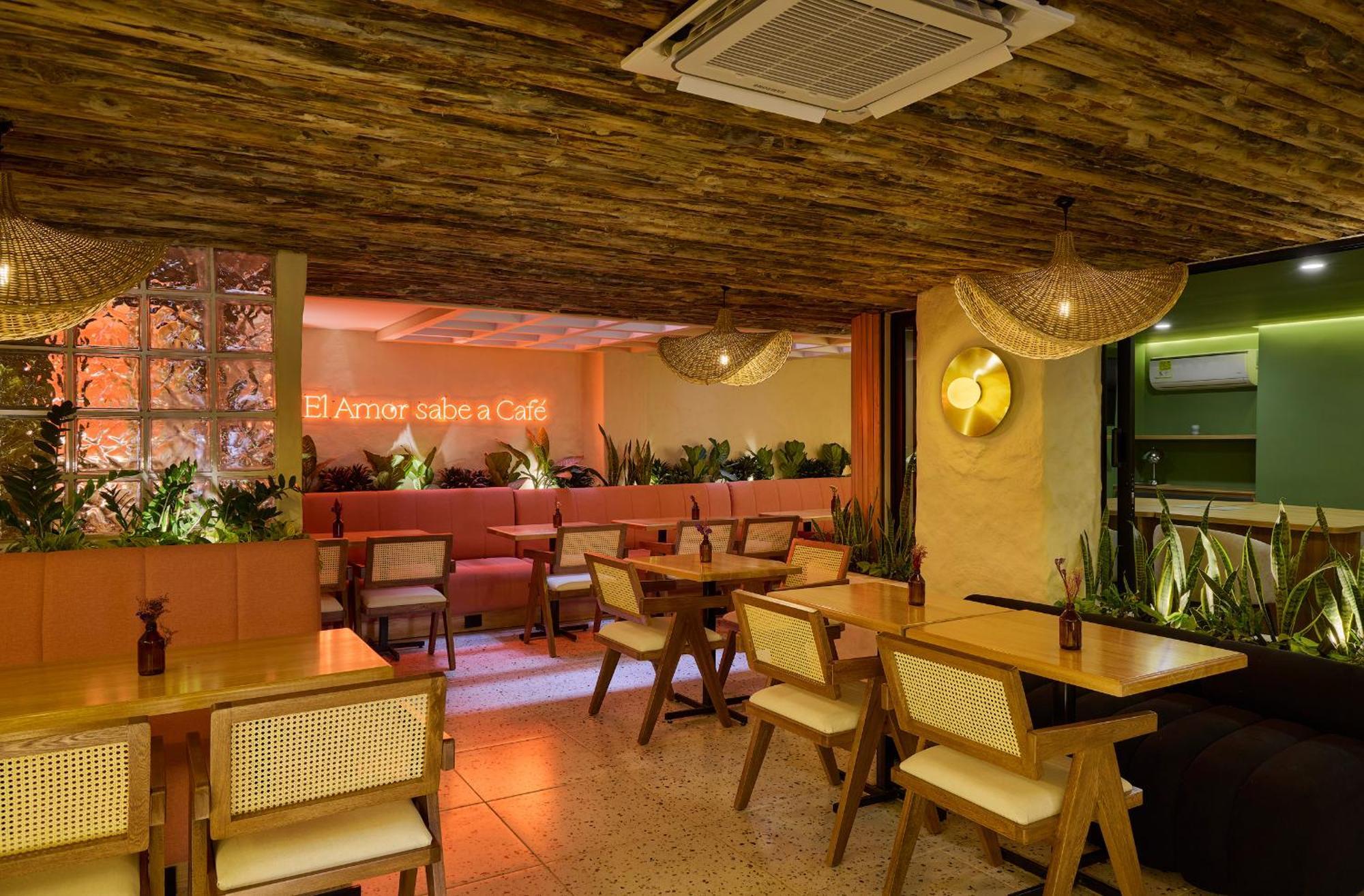 Sonata 44 Hotel Laureles Medellín Buitenkant foto